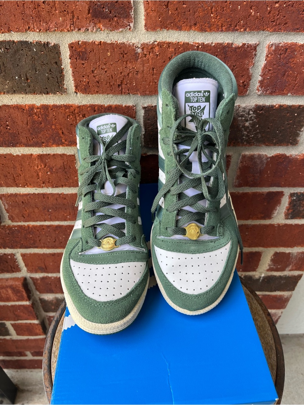 adidas Top Ten High-Top Sneakers in Green and White with Gold Dubrae